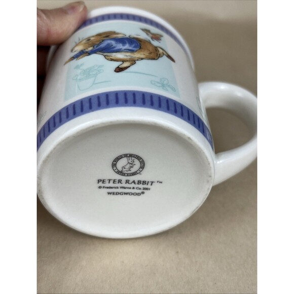 Wedgwood Peter Rabbit Mug 2001 Frederick Warne & Co. "Peter‎ ran and ran" GUC - Picture 4 of 7